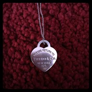 Medium size Tiffany & Co necklace